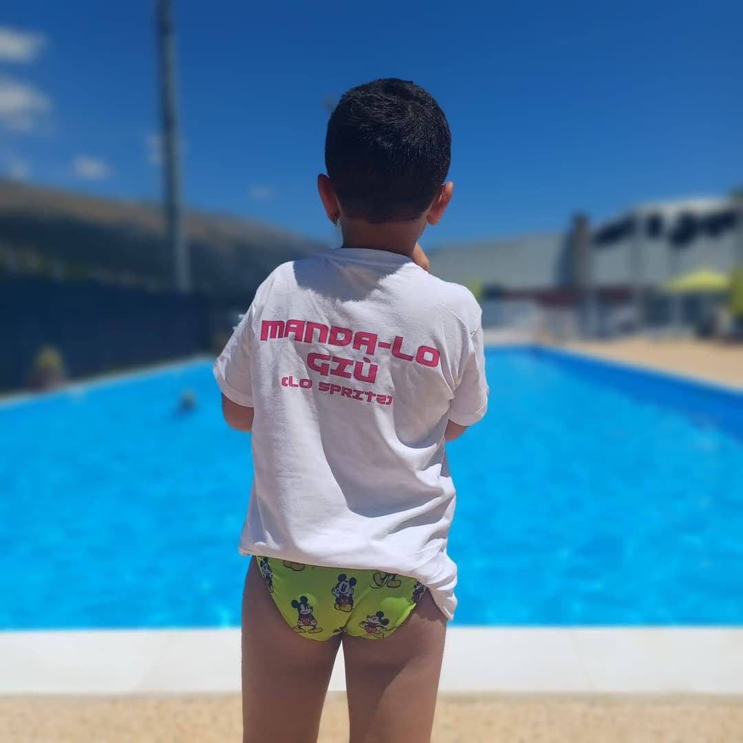 Bimbo Piscina